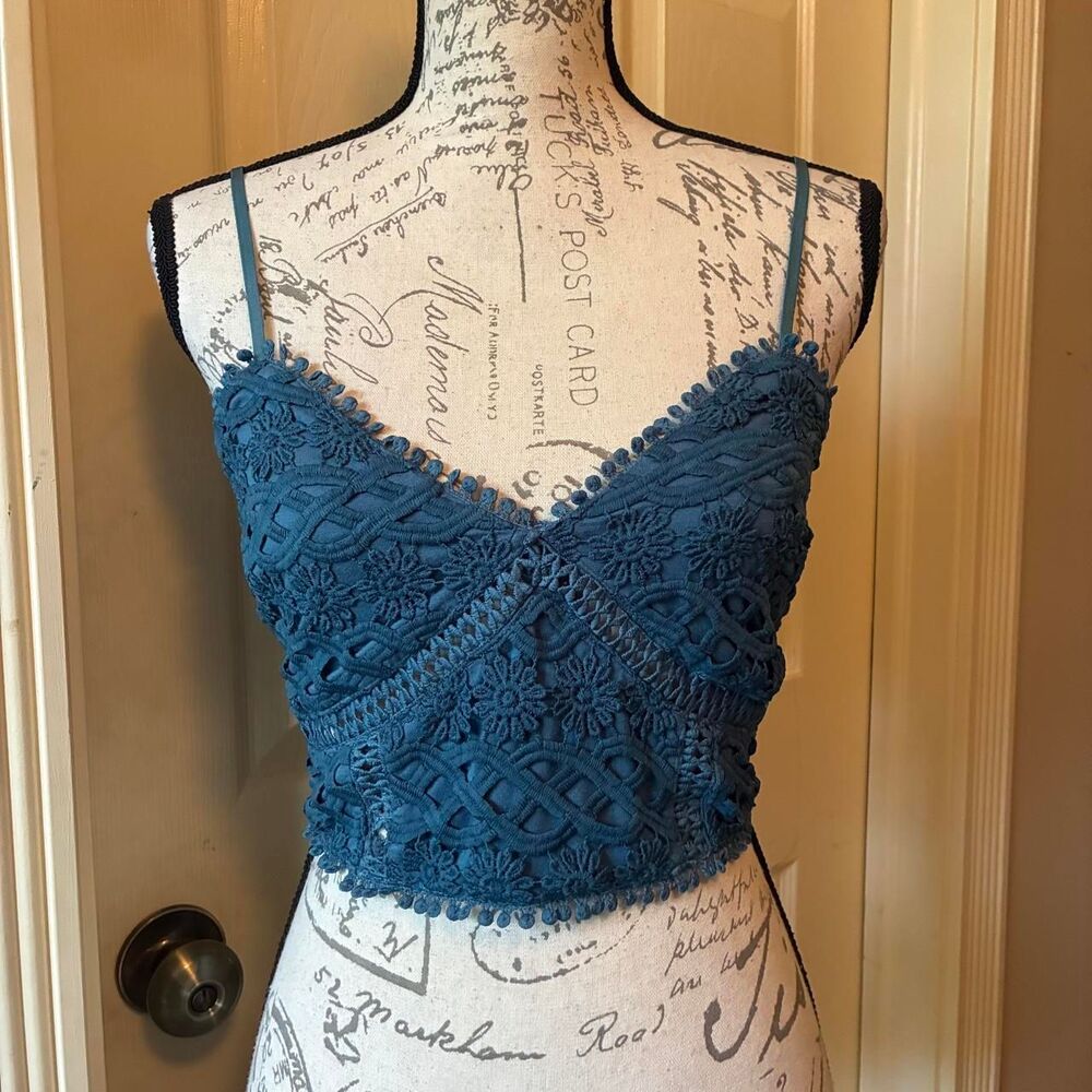 Unbranded Women's Blue Crop-top